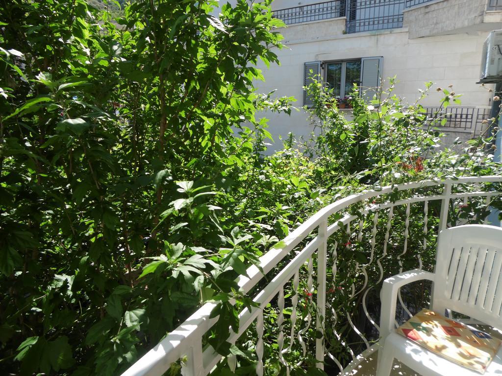 Apartments Slavica Jovanovic Sveti Stefan Rom bilde