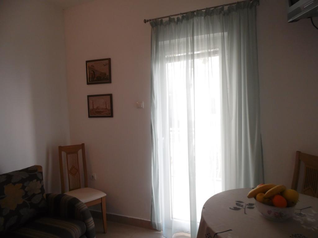 Apartments Slavica Jovanovic Sveti Stefan Rom bilde