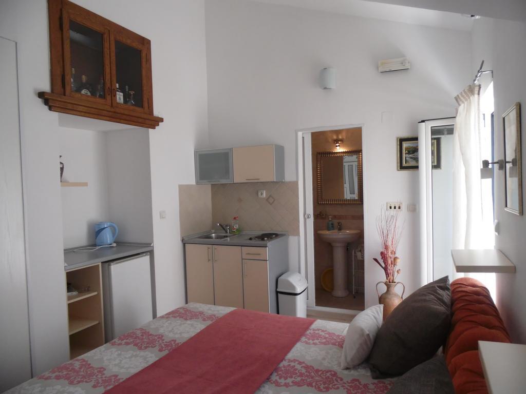 Apartments Slavica Jovanovic Sveti Stefan Eksteriør bilde