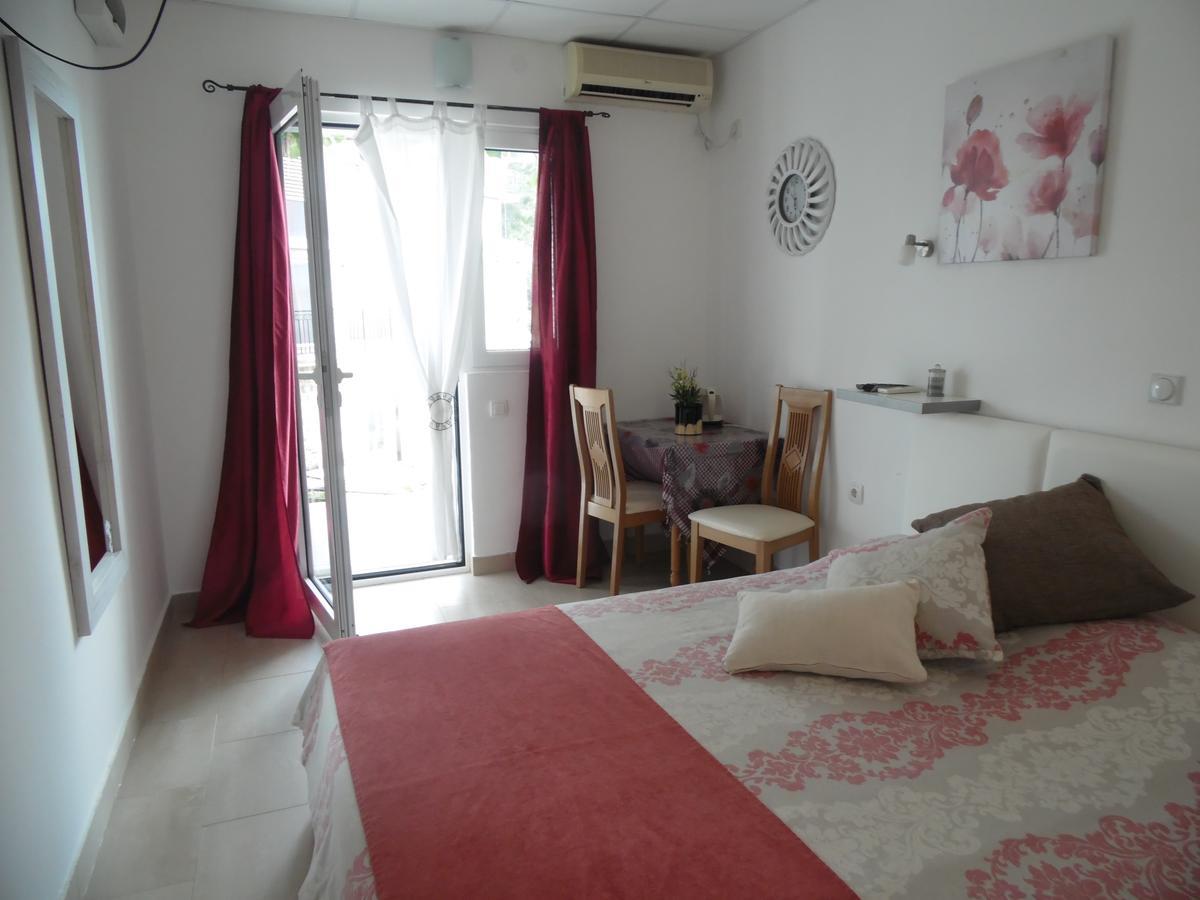 Apartments Slavica Jovanovic Sveti Stefan Eksteriør bilde