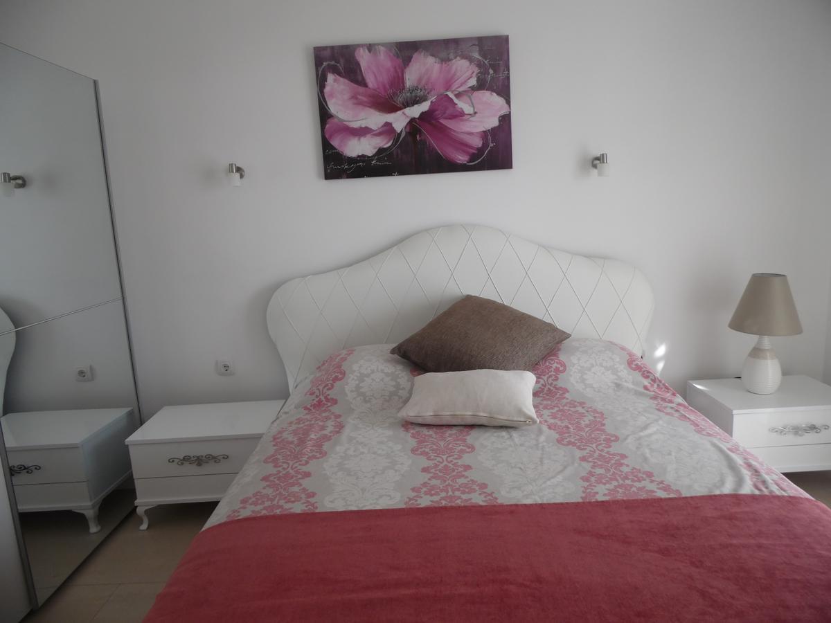 Apartments Slavica Jovanovic Sveti Stefan Eksteriør bilde